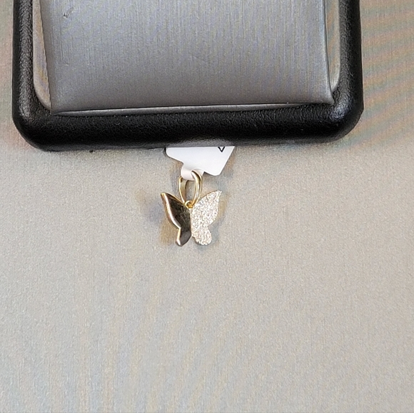 14k gold diamonds pendant